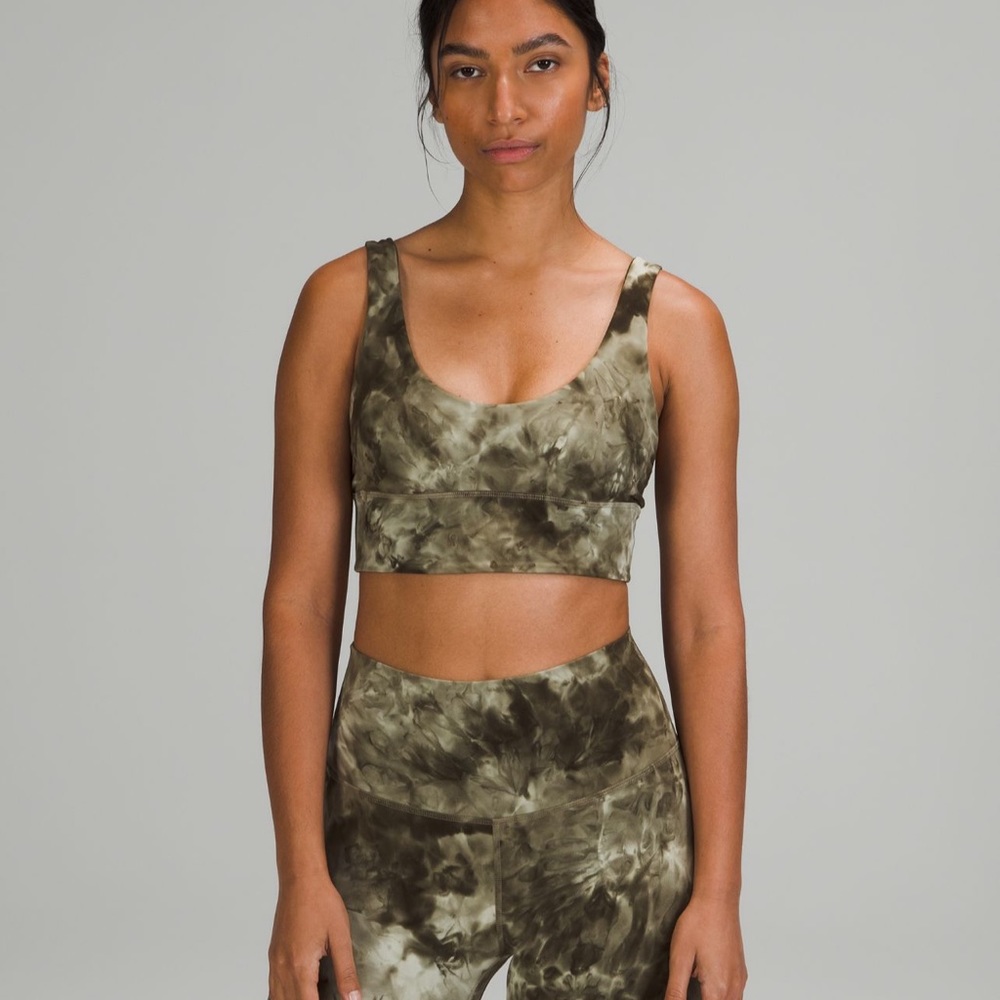 Lululemon Align reversible sport size 8